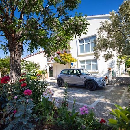Girica Apartments 扎达尔 外观 照片