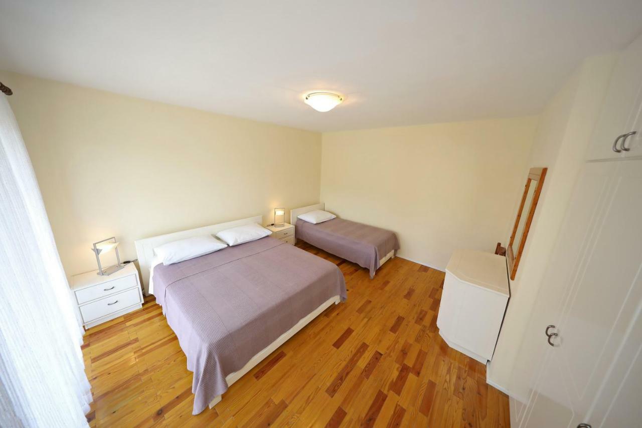Girica Apartments 扎达尔 外观 照片